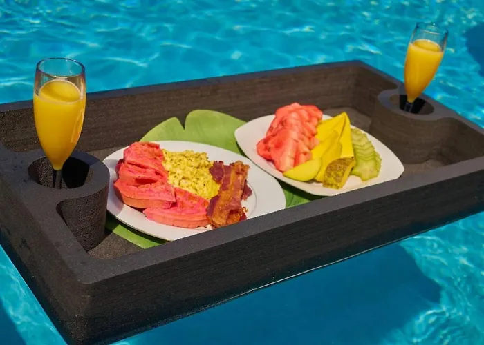 Hospitality Expert Half Hill Pool Villa *